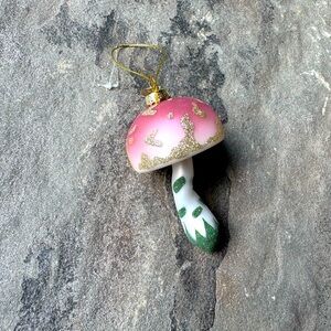 New🌟 Mushroom Glass with Glitter, with Moss on the Bottom